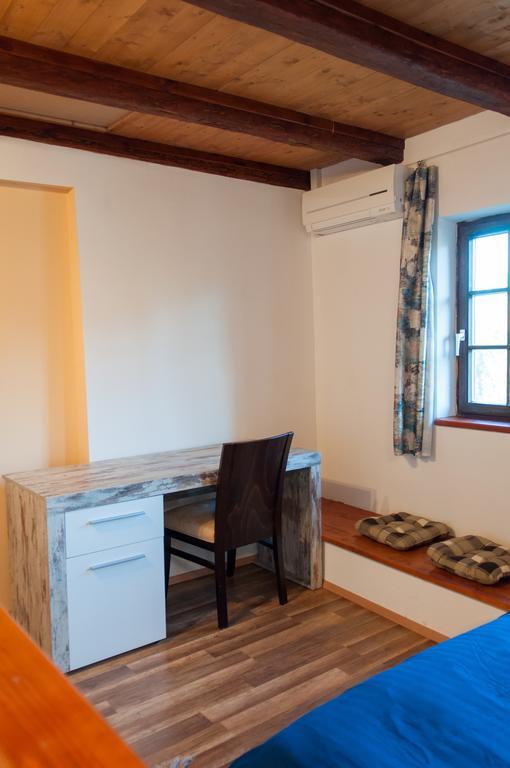 Apartment Gasa Brežice Buitenkant foto